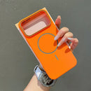Salv Case Soft Matte – Capa Fosca Magnética para iPhone – cor Laranja